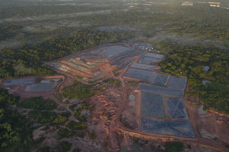 FOTOS AÉREAS DO LIXÃO DE MARITUBA, MORADORES DAS PROXIMIDADES FAZEM PROTESTO CONTRA A VOLTA DO FUNCIONAMENTO DO LIXÃO. <div class='credito_fotos'>Foto: KLEBERSON SANTOS / AG. PARÁ   |   <a href='/midias/2019/originais/2597_whatsappimage2019-06-03at08.27.21.jpg' download><i class='fa-solid fa-download'></i> Download</a></div>