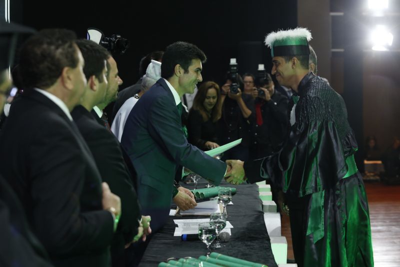 FORMATURA DE MEDICINA EM MARABÁ

FOTO: MARCELO SEABRA / AGÊNCIA PARÁ
DATA: 19.06.2019
MARABÁ - PARÁ <div class='credito_fotos'>Foto: Marcelo Seabra / Ag. Pará   |   <a href='/midias/2019/originais/2767_20190619214646__mg_8852.jpg' download><i class='fa-solid fa-download'></i> Download</a></div>