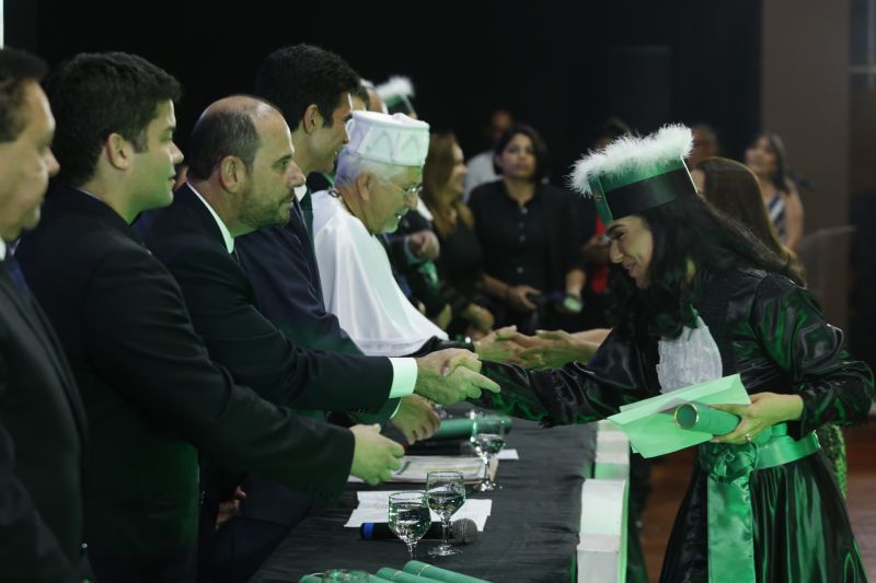 FORMATURA DE MEDICINA EM MARABÁ

FOTO: MARCELO SEABRA / AGÊNCIA PARÁ
DATA: 19.06.2019
MARABÁ - PARÁ <div class='credito_fotos'>Foto: Marcelo Seabra / Ag. Pará   |   <a href='/midias/2019/originais/2767_20190619215000__mg_8876.jpg' download><i class='fa-solid fa-download'></i> Download</a></div>