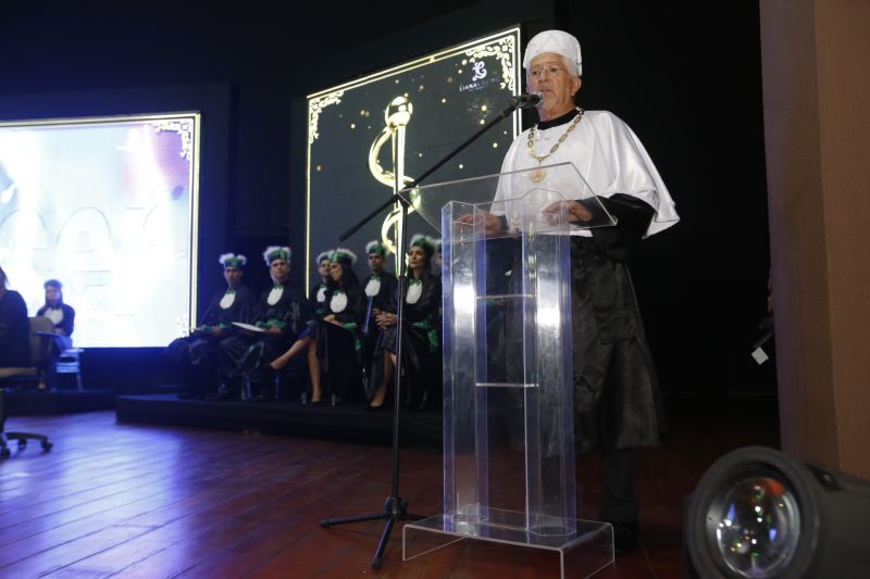 FORMATURA DE MEDICINA EM MARABÁ

FOTO: MARCELO SEABRA / AGÊNCIA PARÁ
DATA: 19.06.2019
MARABÁ - PARÁ <div class='credito_fotos'>Foto: Marcelo Seabra / Ag. Pará   |   <a href='/midias/2019/originais/2767_20190619221444__mg_8976.jpg' download><i class='fa-solid fa-download'></i> Download</a></div>