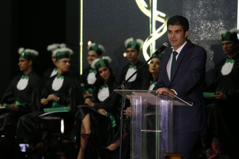 FORMATURA DE MEDICINA EM MARABÁ

FOTO: MARCELO SEABRA / AGÊNCIA PARÁ
DATA: 19.06.2019
MARABÁ - PARÁ <div class='credito_fotos'>Foto: Marcelo Seabra / Ag. Pará   |   <a href='/midias/2019/originais/2767_20190619222814__mg_9033.jpg' download><i class='fa-solid fa-download'></i> Download</a></div>