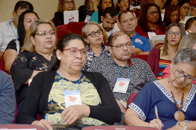 Mais de 200 educadores, entre eles gestores, diretores e técnicos de escolas das USES de Belém participaram na terça-feira (18) e quarta-feira (19), na capital paraense, da 4ª edição do I Encontro de Educação do Pará  <div class='credito_fotos'>Foto: ASCOM SEDUC   |   <a href='/midias/2019/originais/2768_8.jpg' download><i class='fa-solid fa-download'></i> Download</a></div>