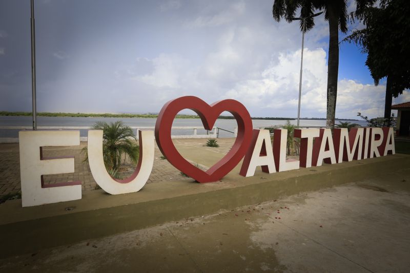 Altamira vai receber  a caravana "Por Todo o Pará" no dia 10 de Julho.


FOTO: MARCELO SEABRA / AGÊNCIA PARÁ
DATA: 09.07.2019
ALTAMIRA - PARÁ  <div class='credito_fotos'>Foto: Marcelo Seabra / Ag. Pará   |   <a href='/midias/2019/originais/2876_20190709153823__mg_2765.jpg' download><i class='fa-solid fa-download'></i> Download</a></div>