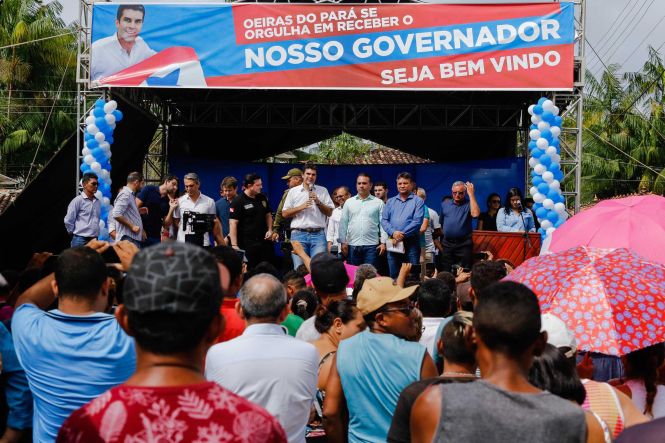 O governador do Estado, Helder Barbalho, e o vice, Lúcio Vale, inauguraram, na manhã deste sábado (25), no município de Oeiras do Pará, na região do Baixo Tocantins, a nova delegacia de Polícia Civil do município. Com investimentos de mais de R$ 1,4 milhão, a estrutura foi construída e aparelhada pelo governo e vai substituir um prédio antigo, datado de 1940.

FOTO: MARCELO SEABRA / AGÊNCIA PARÁ
DATA: 25.05.2019
OEIRAS - PARÁ <div class='credito_fotos'>Foto: Marcelo Seabra / Ag. Pará   |   <a href='/midias/2019/originais/440e76d7-9ac2-48f0-a9f0-e0ee8e01ca9d.jpg' download><i class='fa-solid fa-download'></i> Download</a></div>