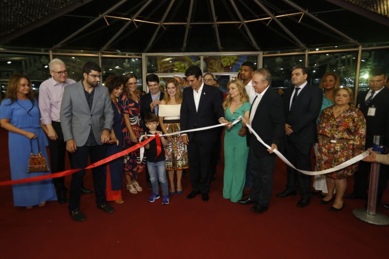 Abertura da Feira do Livro celebra a diversidade e a necessidade de união em prol da Amazônia <div class='credito_fotos'>Foto: Marcelo Seabra / Ag. Pará   |   <a href='/midias/2019/originais/5344_20190824200951__mg_1043.jpg' download><i class='fa-solid fa-download'></i> Download</a></div>