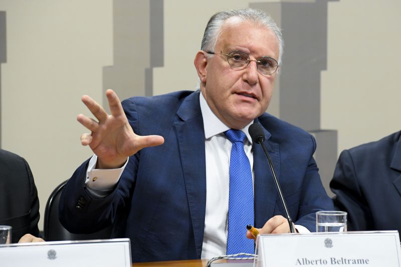  <div class='credito_fotos'>Foto: Roque de Sá/Agência Senado   |   <a href='/midias/2019/originais/5385_48631776693_344d62c708_o.jpg' download><i class='fa-solid fa-download'></i> Download</a></div>