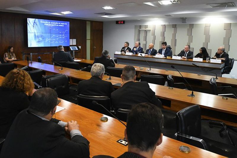  <div class='credito_fotos'>Foto: Roque de Sá/Agência Senado   |   <a href='/midias/2019/originais/5385_agenciasenado-roquedesa.jpg' download><i class='fa-solid fa-download'></i> Download</a></div>