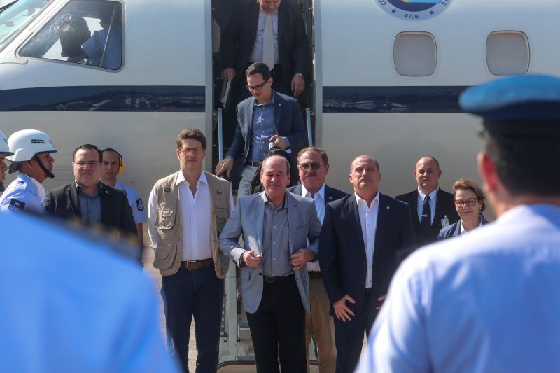 Governadores da Amazônia Oriental se reúnem, neste momento, com uma comitiva formada por ministros e coordenada pelo chefe da Casa Civil, Onyx Lorenzoni, realizada no Hangar Centro de Convenções da Amazônia.  <div class='credito_fotos'>Foto: Marco Santos / Ag. Pará   |   <a href='/midias/2019/originais/5395__s013512.jpg' download><i class='fa-solid fa-download'></i> Download</a></div>