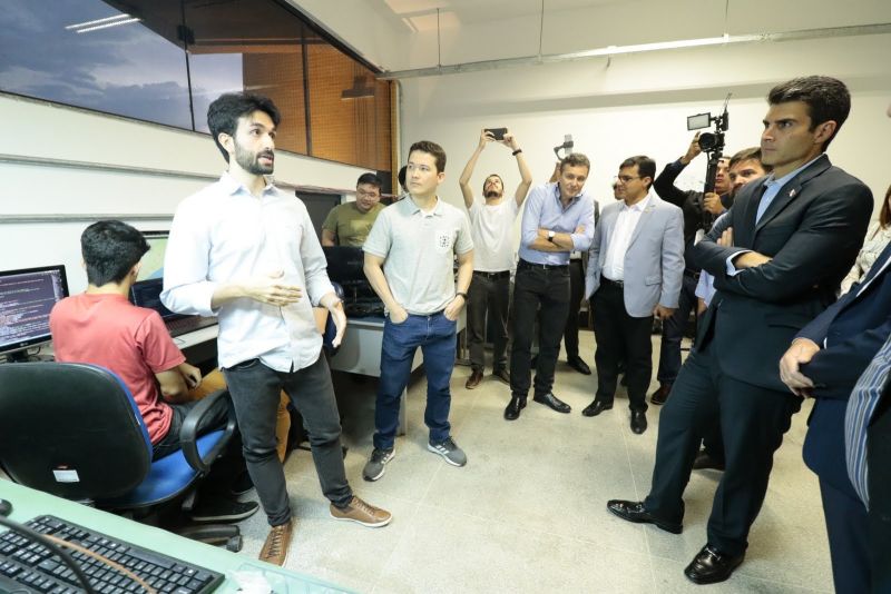 Gov. Helder Barbalho faz visita ao Parque de Ciência e Tecnologia / PCT - GUAMÁ <div class='credito_fotos'>Foto: Ricardo Amanajás / Ag. Pará   |   <a href='/midias/2019/originais/5536_046a600b-a9d4-6ddb-e4c9-67379b6880c6.jpg' download><i class='fa-solid fa-download'></i> Download</a></div>