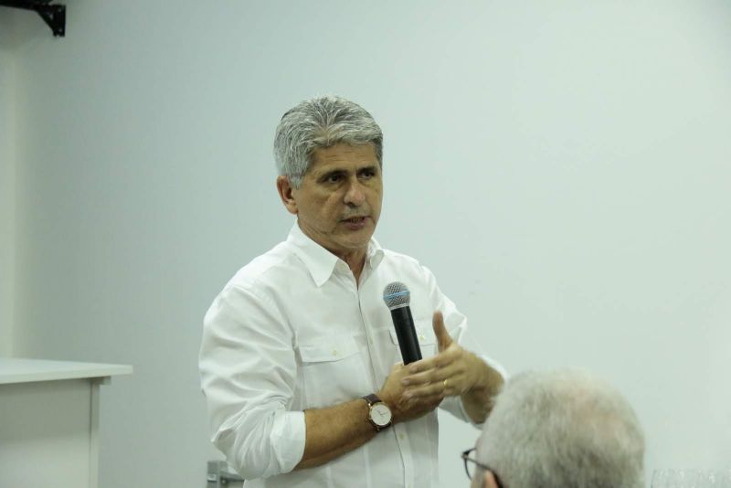 Gov. Helder Barbalho faz visita ao Parque de Ciência e Tecnologia / PCT - GUAMÁ <div class='credito_fotos'>Foto: Ricardo Amanajás / Ag. Pará   |   <a href='/midias/2019/originais/5536_4a00537c-45fd-71e8-0e9f-2b7807b8e0d8.jpg' download><i class='fa-solid fa-download'></i> Download</a></div>