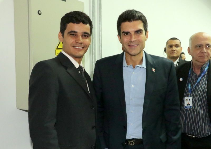 Gov. Helder Barbalho faz visita ao Parque de Ciência e Tecnologia / PCT - GUAMÁ <div class='credito_fotos'>Foto: Ricardo Amanajás / Ag. Pará   |   <a href='/midias/2019/originais/5536_68e84da9-3fec-616d-b19d-5f44327d506b.jpg' download><i class='fa-solid fa-download'></i> Download</a></div>