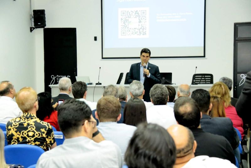 Gov. Helder Barbalho faz visita ao Parque de Ciência e Tecnologia / PCT - GUAMÁ <div class='credito_fotos'>Foto: Ricardo Amanajás / Ag. Pará   |   <a href='/midias/2019/originais/5536_88bab5d8-6f8c-56bf-778d-25072d1fd092.jpg' download><i class='fa-solid fa-download'></i> Download</a></div>