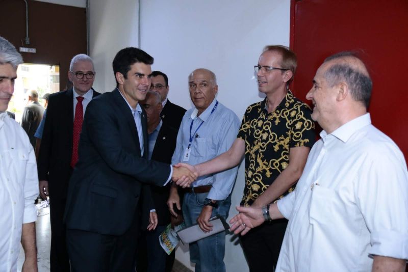 Gov. Helder Barbalho faz visita ao Parque de Ciência e Tecnologia / PCT - GUAMÁ <div class='credito_fotos'>Foto: Ricardo Amanajás / Ag. Pará   |   <a href='/midias/2019/originais/5536_a13c9890-cab5-182b-5540-053db8e7fa91.jpg' download><i class='fa-solid fa-download'></i> Download</a></div>