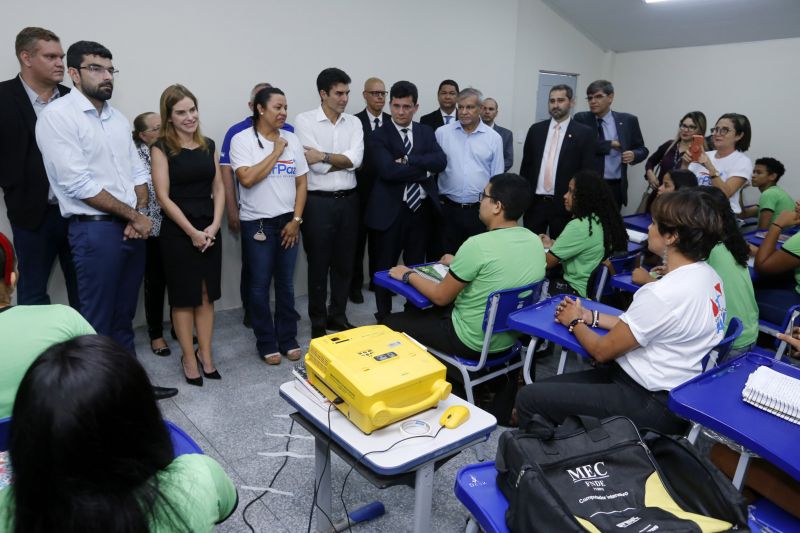  segundo compromisso da visita do ministro Sérgio Moro a Belém, na tarde desta segunda-feira (7), foi uma visita ao Instituto de Ensino de Segurança Pública do Pará (Iesp), no município de Marituba. <div class='credito_fotos'>Foto: Marcelo Seabra / Ag. Pará   |   <a href='/midias/2019/originais/5548_e42f199d-85da-3731-c756-c3d71b101d2a.jpg' download><i class='fa-solid fa-download'></i> Download</a></div>