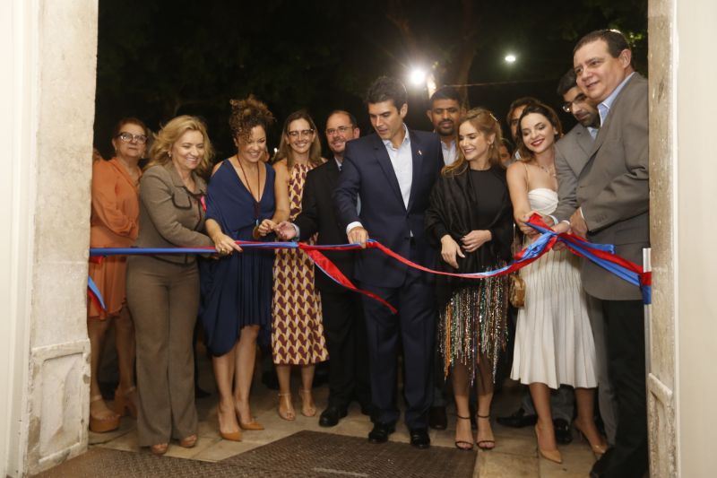 Espaço Cultural Casa das Onze Janelas será reaberto com quatro exposições. <div class='credito_fotos'>Foto: Marcelo Seabra / Ag. Pará   |   <a href='/midias/2019/originais/5556_fb0d9cd6-faab-2bf7-3a84-209a29c0b13f.jpg' download><i class='fa-solid fa-download'></i> Download</a></div>