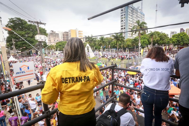 Profissão Círio 2019 - Alex Ribeiro <div class='credito_fotos'>Foto: Alex Ribeiro / Ag. Pará   |   <a href='/midias/2019/originais/5575_76d16098-9c38-3430-0e7f-1e19fd83fed4.jpg' download><i class='fa-solid fa-download'></i> Download</a></div>