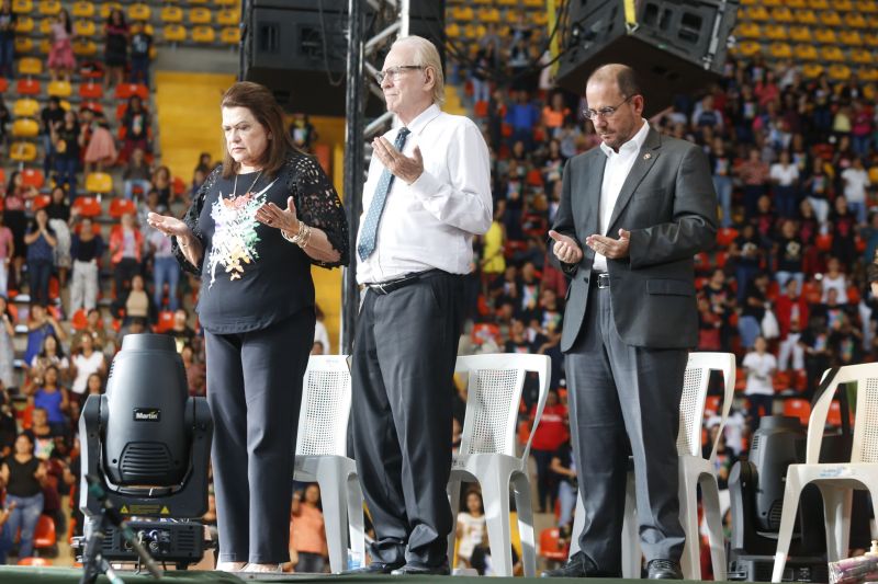 Evento realizado pela IEQ - Pará, conta com presença de líderes políticos e Pregadores no Mangueirinho. <div class='credito_fotos'>Foto: Marcelo Seabra / Ag. Pará   |   <a href='/midias/2019/originais/5581_5abedb7d-07d4-136b-5ea6-9ed6ca3c8dc3.jpg' download><i class='fa-solid fa-download'></i> Download</a></div>