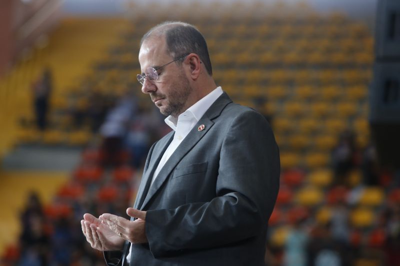 Evento realizado pela IEQ - Pará, conta com presença de líderes políticos e Pregadores no Mangueirinho. <div class='credito_fotos'>Foto: Marcelo Seabra / Ag. Pará   |   <a href='/midias/2019/originais/5581_aa72fa0d-54bb-8bfe-760b-07089a7dec94.jpg' download><i class='fa-solid fa-download'></i> Download</a></div>