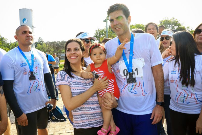 Entre as atividades realizadas em comemoração ao Dia do Servidor Público, o Governo do Pará promoveu, neste sábado (26), o evento esportivo, premiando os melhores colocados
Na foto: <div class='credito_fotos'>Foto: Jader Paes / Agência Pará   |   <a href='/midias/2019/originais/5600_ce078cc2-6833-0d69-0e28-94b9ae4b63eb.jpg' download><i class='fa-solid fa-download'></i> Download</a></div>