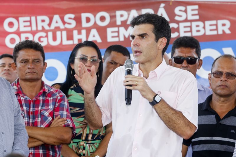 A Escola estadual Raimundo Ribeiro da Costa passa a ter sete salas de aula, quadra poliesportiva coberta e bicicletário. Um dos espaços mais importantes da unidade, o bloco pedagógico, passa a contar com biblioteca, laboratório multidisciplinar e laboratório de informática com internet <div class='credito_fotos'>Foto: Marcelo Seabra / Ag. Pará   |   <a href='/midias/2019/originais/5604_daed2c5f-b735-f4f3-71d7-a337b4709706.jpg' download><i class='fa-solid fa-download'></i> Download</a></div>