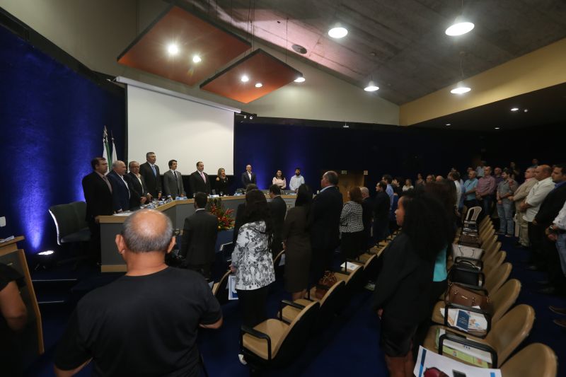 A Auditoria Geral do Estado (AGE) lançou na terça-feira (29), no auditório da Federação das Indústrias do Pará (Fiepa), em Belém, o Programa Estadual de Capacitação de Fornecedores (PECF), uma iniciativa inovadora que busca o aperfeiçoamento dos contratos de obras e serviços prestados por empresas privadas a órgãos públicos. <div class='credito_fotos'>Foto: Alex Ribeiro / Ag. Pará   |   <a href='/midias/2019/originais/5617_ec0b23a6-b83d-23dd-766e-d262387abae8.jpg' download><i class='fa-solid fa-download'></i> Download</a></div>