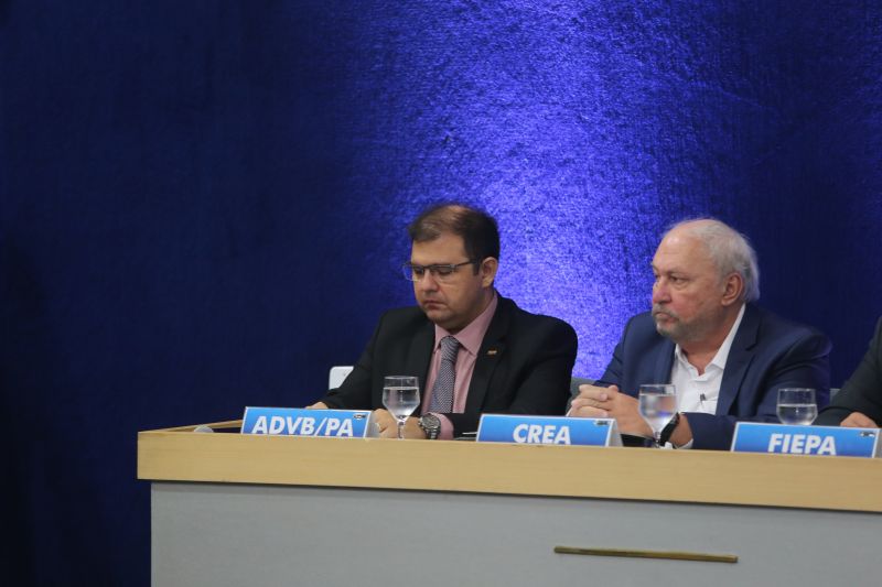 A Auditoria Geral do Estado (AGE) lançou na terça-feira (29), no auditório da Federação das Indústrias do Pará (Fiepa), em Belém, o Programa Estadual de Capacitação de Fornecedores (PECF), uma iniciativa inovadora que busca o aperfeiçoamento dos contratos de obras e serviços prestados por empresas privadas a órgãos públicos. <div class='credito_fotos'>Foto: Alex Ribeiro / Ag. Pará   |   <a href='/midias/2019/originais/5617_fff7617e-8a61-0ff0-938f-8b70ed19bb04.jpg' download><i class='fa-solid fa-download'></i> Download</a></div>