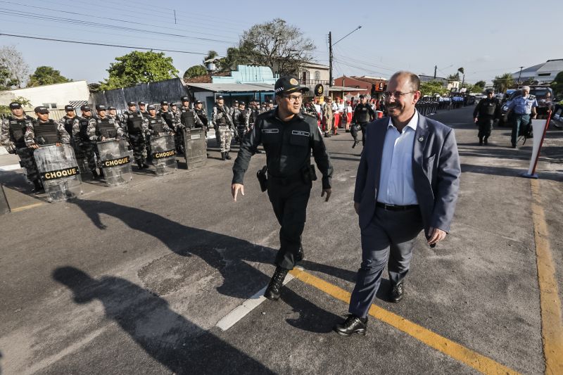 omando de Policiamento Regional VII, sediado em Capanema, no nordeste paraense, completou 12 anos de criação nesta quinta-feira (31), atendendo à população de 19 municípios. O governador do Pará em exercício, Lúcio Vale, participou da celebração, ao lado do ouvidor-geral do Estado, Arthur Houat; do deputado estadual Antônio Tonheiro, e dos prefeitos Chico Neto, de Capanema; Leonardo Vale, de Cachoeira do Piriá; Isaías Neto, de Viseu, e Renata Sousa, de Primavera. <div class='credito_fotos'>Foto: Marcelo Seabra / Ag. Pará   |   <a href='/midias/2019/originais/5622_39edb495-c630-ca37-7c95-8c85f303f9e3.jpg' download><i class='fa-solid fa-download'></i> Download</a></div>