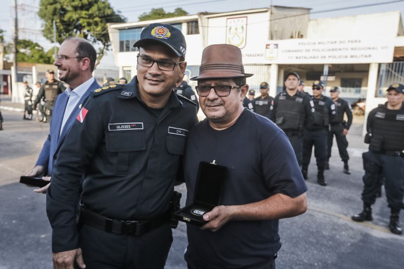 omando de Policiamento Regional VII, sediado em Capanema, no nordeste paraense, completou 12 anos de criação nesta quinta-feira (31), atendendo à população de 19 municípios. O governador do Pará em exercício, Lúcio Vale, participou da celebração, ao lado do ouvidor-geral do Estado, Arthur Houat; do deputado estadual Antônio Tonheiro, e dos prefeitos Chico Neto, de Capanema; Leonardo Vale, de Cachoeira do Piriá; Isaías Neto, de Viseu, e Renata Sousa, de Primavera. <div class='credito_fotos'>Foto: Marcelo Seabra / Ag. Pará   |   <a href='/midias/2019/originais/5622_781dc7c1-c0dd-e061-a804-cad3fb1ee368.jpg' download><i class='fa-solid fa-download'></i> Download</a></div>