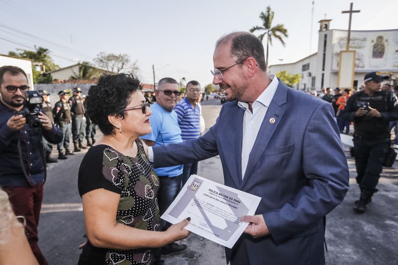 omando de Policiamento Regional VII, sediado em Capanema, no nordeste paraense, completou 12 anos de criação nesta quinta-feira (31), atendendo à população de 19 municípios. O governador do Pará em exercício, Lúcio Vale, participou da celebração, ao lado do ouvidor-geral do Estado, Arthur Houat; do deputado estadual Antônio Tonheiro, e dos prefeitos Chico Neto, de Capanema; Leonardo Vale, de Cachoeira do Piriá; Isaías Neto, de Viseu, e Renata Sousa, de Primavera. <div class='credito_fotos'>Foto: Marcelo Seabra / Ag. Pará   |   <a href='/midias/2019/originais/5622_7b8f2d0d-6230-a403-f2ed-e554aeaf617c.jpg' download><i class='fa-solid fa-download'></i> Download</a></div>