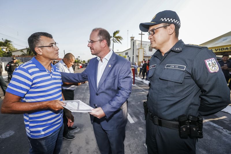 omando de Policiamento Regional VII, sediado em Capanema, no nordeste paraense, completou 12 anos de criação nesta quinta-feira (31), atendendo à população de 19 municípios. O governador do Pará em exercício, Lúcio Vale, participou da celebração, ao lado do ouvidor-geral do Estado, Arthur Houat; do deputado estadual Antônio Tonheiro, e dos prefeitos Chico Neto, de Capanema; Leonardo Vale, de Cachoeira do Piriá; Isaías Neto, de Viseu, e Renata Sousa, de Primavera. <div class='credito_fotos'>Foto: Marcelo Seabra / Ag. Pará   |   <a href='/midias/2019/originais/5622_b9e8f12e-8495-906a-bcff-cc0e5146787a.jpg' download><i class='fa-solid fa-download'></i> Download</a></div>