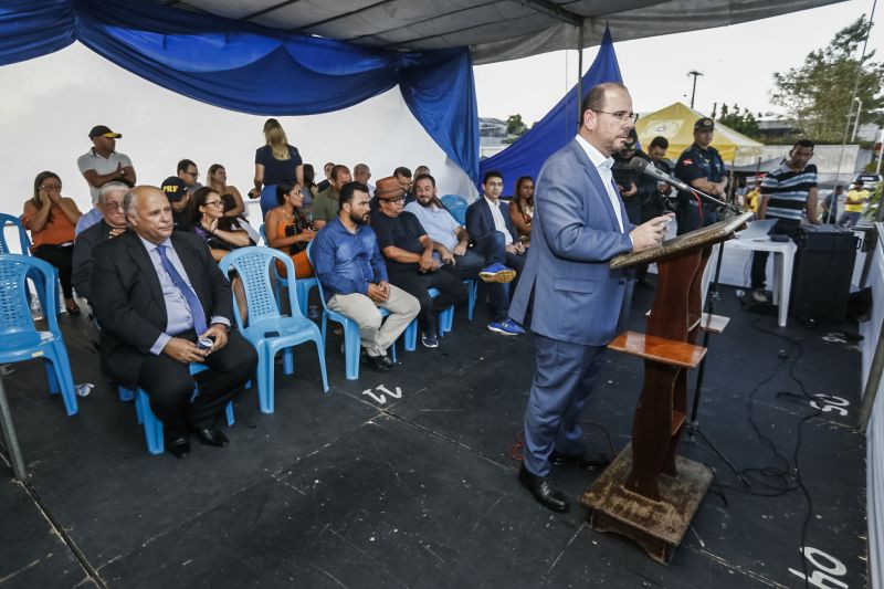 omando de Policiamento Regional VII, sediado em Capanema, no nordeste paraense, completou 12 anos de criação nesta quinta-feira (31), atendendo à população de 19 municípios. O governador do Pará em exercício, Lúcio Vale, participou da celebração, ao lado do ouvidor-geral do Estado, Arthur Houat; do deputado estadual Antônio Tonheiro, e dos prefeitos Chico Neto, de Capanema; Leonardo Vale, de Cachoeira do Piriá; Isaías Neto, de Viseu, e Renata Sousa, de Primavera. <div class='credito_fotos'>Foto: Marcelo Seabra / Ag. Pará   |   <a href='/midias/2019/originais/5622_e098e0ce-adba-462f-b867-2831ab0388e3.jpg' download><i class='fa-solid fa-download'></i> Download</a></div>