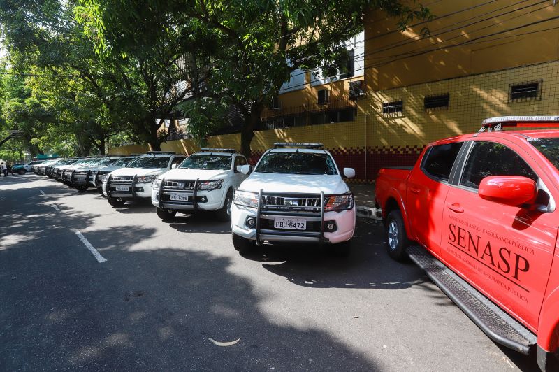 Cerimônia de entrega de 20 viaturas para as ações de prevenção à criminalidade e combate à violência no Pará. <div class='credito_fotos'>Foto: Marco Santos / Ag. Pará   |   <a href='/midias/2019/originais/5625_36421581-049c-3413-ffad-a6749def00d6.jpg' download><i class='fa-solid fa-download'></i> Download</a></div>