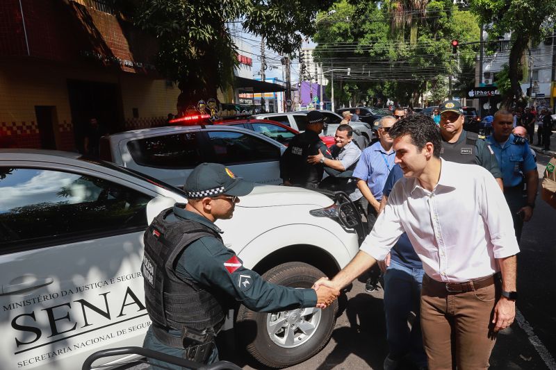 Cerimônia de entrega de 20 viaturas para as ações de prevenção à criminalidade e combate à violência no Pará. <div class='credito_fotos'>Foto: Marco Santos / Ag. Pará   |   <a href='/midias/2019/originais/5625_6c03c1a2-2df1-ec86-3576-74edb1bc9e0a.jpg' download><i class='fa-solid fa-download'></i> Download</a></div>