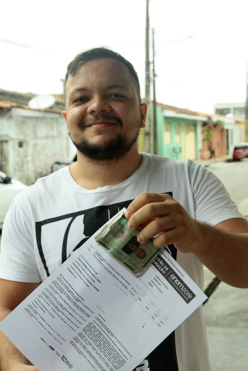 No domingo (10), 694 locais de prova distribuídos em 75 municípios do Pará contarão com a atuação reforçada de policiais militares.
Na foto: Genilson Oliveira  <div class='credito_fotos'>Foto: Ricardo Amanajás / Ag. Pará   |   <a href='/midias/2019/originais/5649_13f7ec14-e13f-a9c8-a914-e6a1e59de0b3.jpg' download><i class='fa-solid fa-download'></i> Download</a></div>