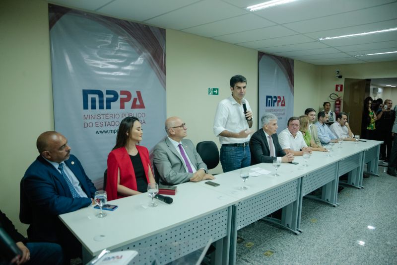 Nova sede do Ministério Público em Parauapebas. <div class='credito_fotos'>Foto: Jader Paes / Agência Pará   |   <a href='/midias/2019/originais/5683_6641ef2f-bcb1-c9f8-541e-3861ea0d509f.jpg' download><i class='fa-solid fa-download'></i> Download</a></div>