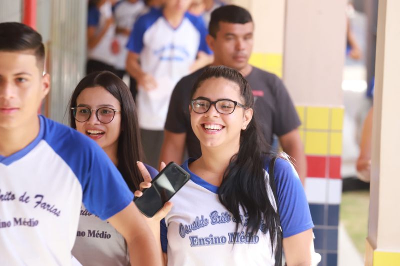 Escola Osvaldo Brito, de São Caetano de Odivelas <div class='credito_fotos'>Foto: Marco Santos / Ag. Pará   |   <a href='/midias/2019/originais/5808_9256e939-d387-7ac8-bf2e-21d994c282cc.jpg' download><i class='fa-solid fa-download'></i> Download</a></div>