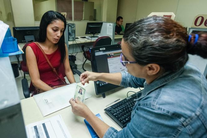 O Pará foi o estado do Norte do Brasil que teve a maior geração de empregos formais em 2018, segundo o Dieese. Foram quase 11 mil novos postos de trabalhos gerados, com 90.979 admissões e 80.196 desligamentos. O setor de maior destaque foi o de serviços, com 4% de crescimento. A perspectiva é que 2019 seja um ano ainda melhor, com aumento de vagas em diversas áreas.

FOTO: FERNANDO ARAÚJO / AGÊNCIA PARÁ
DATA: 20.02.2019
BELÉM - PA <div class='credito_fotos'>Foto: Fernando Araújo/Ag. Pará   |   <a href='/midias/2019/originais/5883f73f-4c4e-47f4-a1c9-d9d05cc1571f.jpg' download><i class='fa-solid fa-download'></i> Download</a></div>