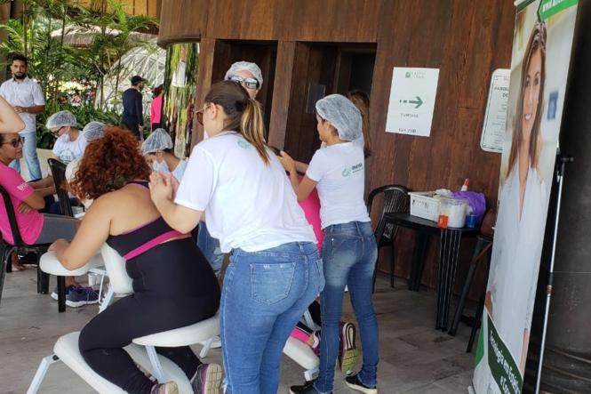 O Instituto de Desenvolvimento Florestal e da Biodiversidade do Estado do Pará (Ideflor-bio) proporcionou um final de semana especial no Parque do Utinga, em homenagem ao mês do Dia Internacional da Mulher. O evento fez parte do Programa Mulher Paraense, que reúne diversos órgãos estaduais para realização de sete mil atendimentos em mais de 85 ações, na capital e no interior.

FOTO: DIVULGAÇÃO
DATA: 11.03.2019
BELÉM - PA <div class='credito_fotos'>Foto: Divulgação   |   <a href='/midias/2019/originais/8487898a-119a-4a2d-b713-7705d3e26312.jpg' download><i class='fa-solid fa-download'></i> Download</a></div>