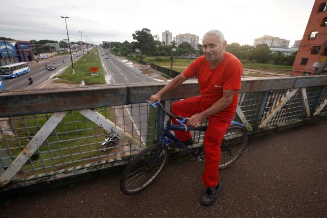 Requalificação da BR-316: Governo do Estado adota medidas para facilitar vida do cidadão.
Foto; Fernando Araújo / Agência Pará
Na foto: Sebastião Dias
Data: 23.01.2019
Belém/Pa <div class='credito_fotos'>Foto: Fernando Araújo/Ag. Pará   |   <a href='/midias/2019/originais/d0f98458-71be-44ae-85a6-998783f598c1.jpg' download><i class='fa-solid fa-download'></i> Download</a></div>