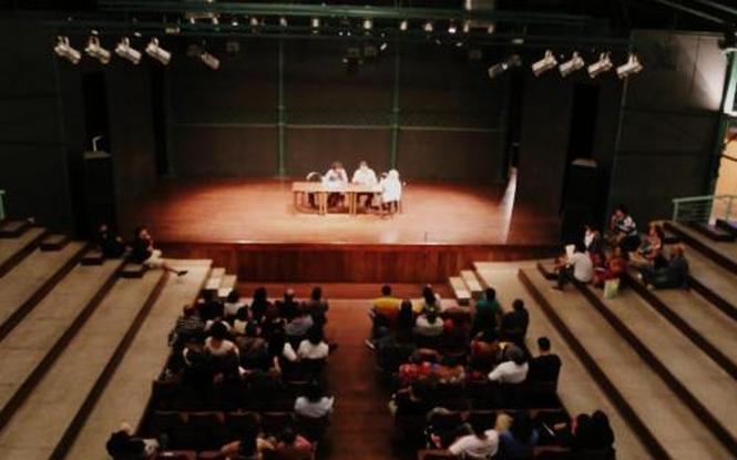 O Governo do Pará, por meio da Secretaria de Estado de Cultura (Secult), divulgou na sexta-feira (22), a lista de espetáculos selecionados para a 1ª Mostra de Teatro "Nilza Maria". 

FOTO: DIVULGAÇÃO / SECULT
DATA: 24.03.2019
BELÉM - PARÁ <div class='credito_fotos'>Foto: Ascom Secult   |   <a href='/midias/2019/originais/f0cb246f-4fe1-4cb9-9bf0-1edb85bb2537.jpg' download><i class='fa-solid fa-download'></i> Download</a></div>