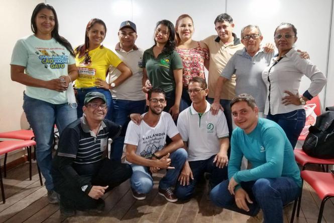 Agentes de endemias das secretarias municipais de Saúde estão sendo treinados para monitorar insetos transmissores das leishmanioses (flebotomíneos). A capacitação é prestada pela Divisão de Entomologia do Laboratório Central do Estado do Pará (Lacen).

FOTO: ASCOM / SESPA
DATA: 11.04.2019
BELÉM - PA
 <div class='credito_fotos'>Foto: ASCOM / SESPA   |   <a href='/midias/2019/originais/f166f198-e330-476b-8d82-64789e05e4ff.jpg' download><i class='fa-solid fa-download'></i> Download</a></div>