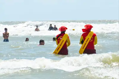notícia: Corpo de Bombeiros adere à campanha 'Go Blue' e fortalece prevenção de afogamentos no Pará