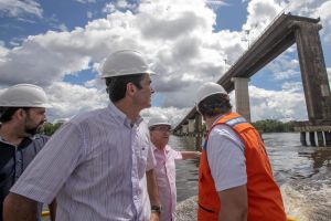 notícia: Empresa que transportava carga em balsa pagará R$ 128 milhões por prejuízos na ponte Rio Moju 