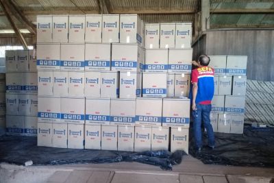 galeria: SEFA apreende 288 caixas de cigarro em Marabá