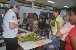 galeria: Hospital Metropolitano de Urgência e Emergência realiza oficina sobre alimentação sustentável