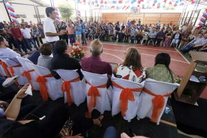 galeria: Governo entrega escola reformada em Benevides e assume novos compromissos com a população