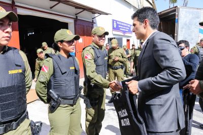 galeria: Governo do Estado entrega equipamentos e armamentos para a Polícia Militar