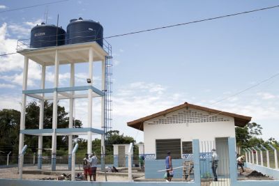 galeria: Mais de 300 famílias da Vila do Camará, em Cachoeira do Arari, recebem do Governador Helder Barbalho o sistema de abastecimento de água.