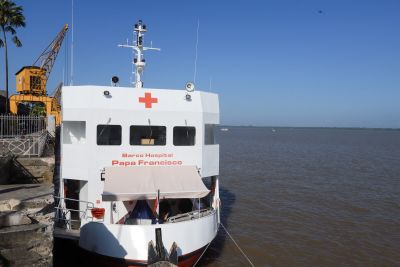 galeria: Governo do Estado firma acordo com barco hospital Papa Francisco
