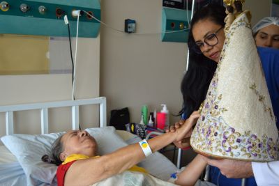 galeria: Hospital Metropolitano recebe imagem peregrina de Nossa Senhora de Nazaré